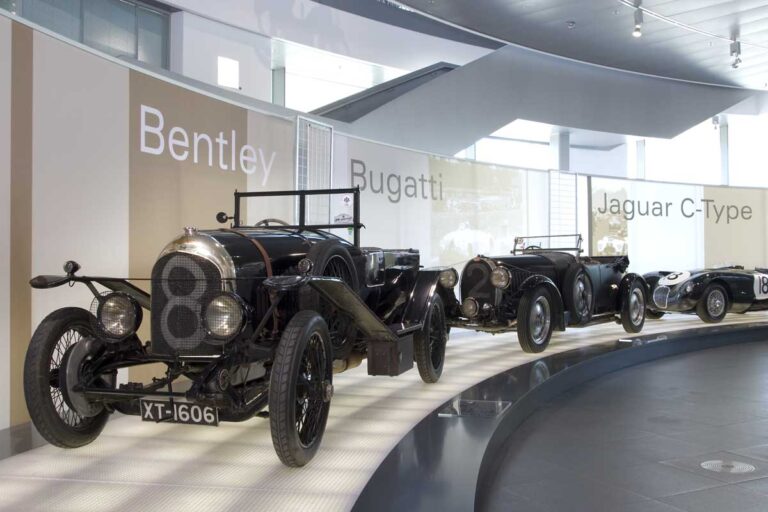 Clear-PEP® ECO PC stage Bodenpaneele im Audi Museum