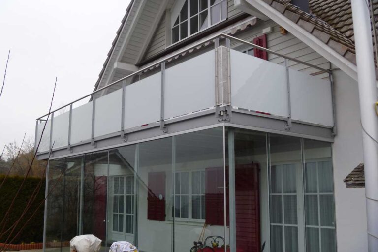 Wetterfester und stabiler Balkonboden für die dauerhafte Nutzung