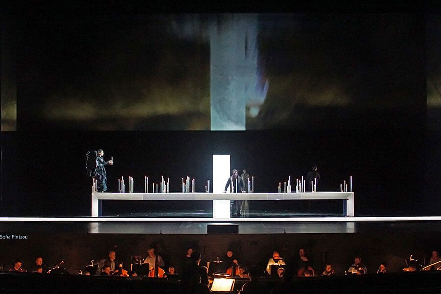 Bühne mit innovativen Sandwichpaneelen clear-PEP® bei den Osterfestspielen Salzburg 2016