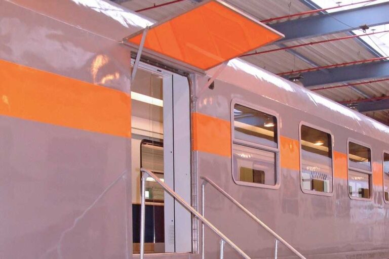 Dach mit stabilen Paneellösungen von Design Composite