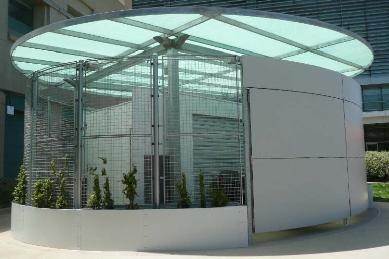 Paneele am UCSD Thornton Hospital